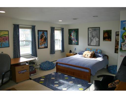 12 Middle Road Sudbury, MA 01776 - Photo 11 of 16 Gallery Image 11
