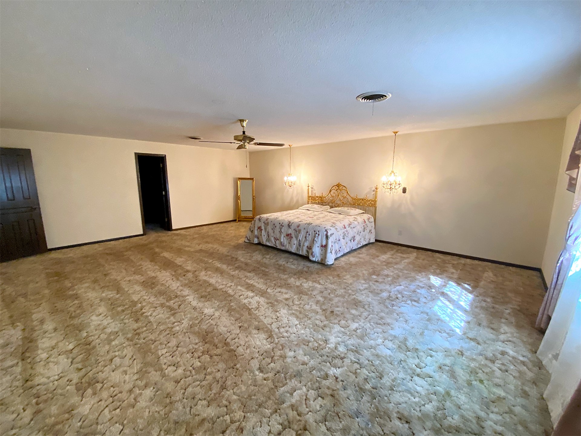 330 Lakewood Ranchette Road Mead, OK 73449 - Photo 26 of 85 Master Bedroom-The Grand Bedroom