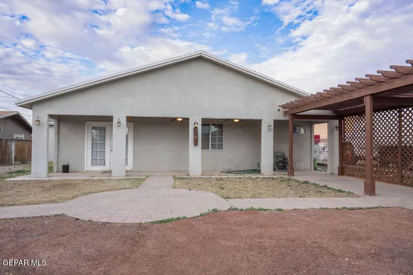 $260,000 | 808 Talbot Avenue, Canutillo, TX 79835