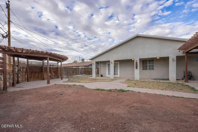$260,000 | 808 Talbot Avenue, Canutillo, TX 79835