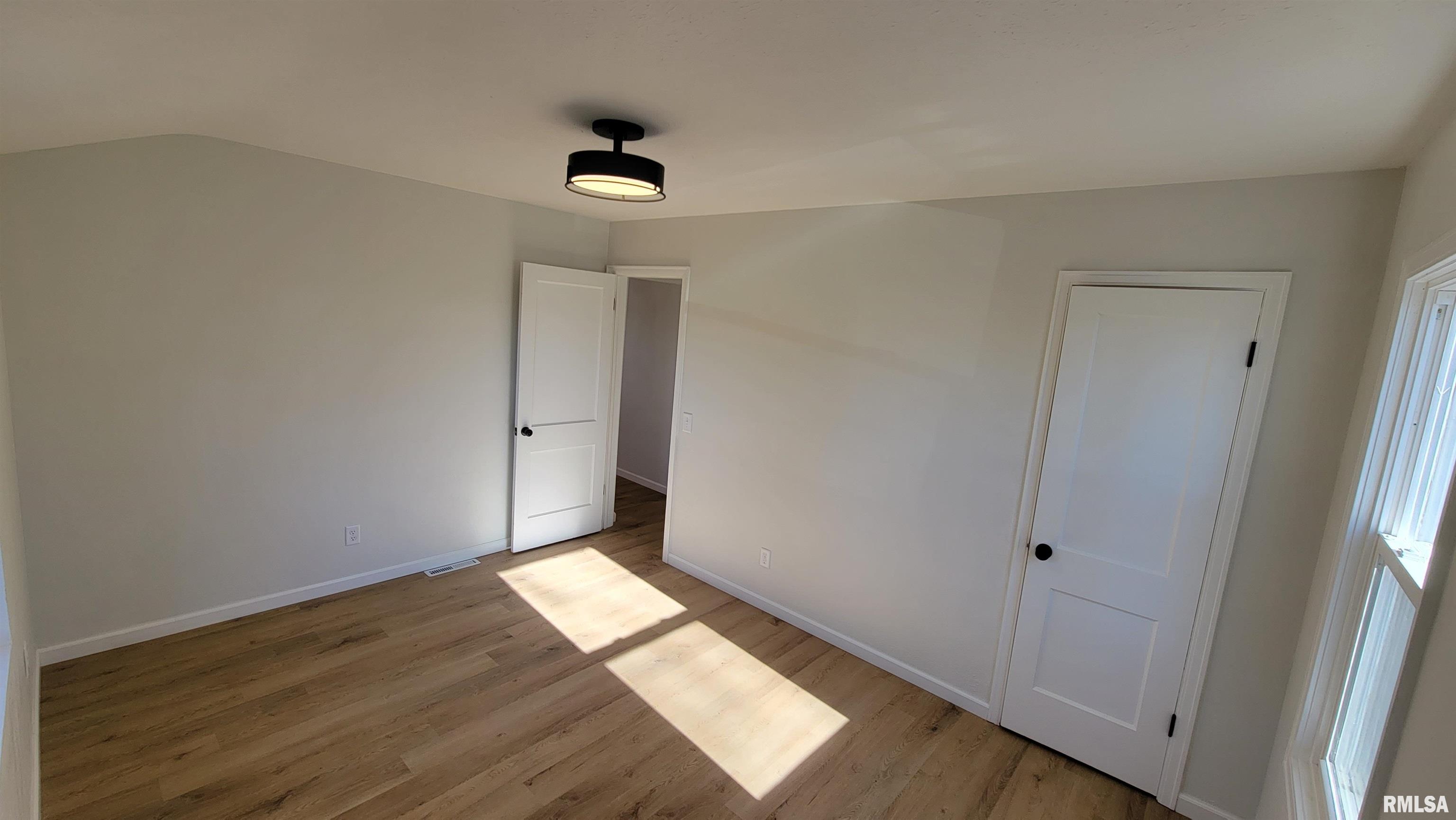 3212 Sherman Street Springfield, IL 62703 - Photo 13 of 23 Gallery Image 13