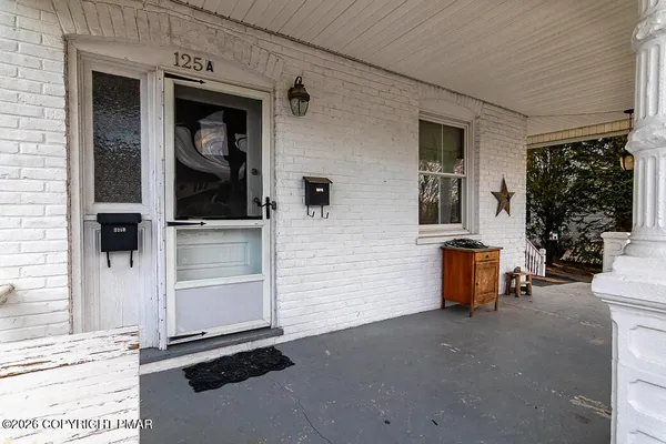$1,400 | 125 Front Street, Unit A, Bangor, PA 18013