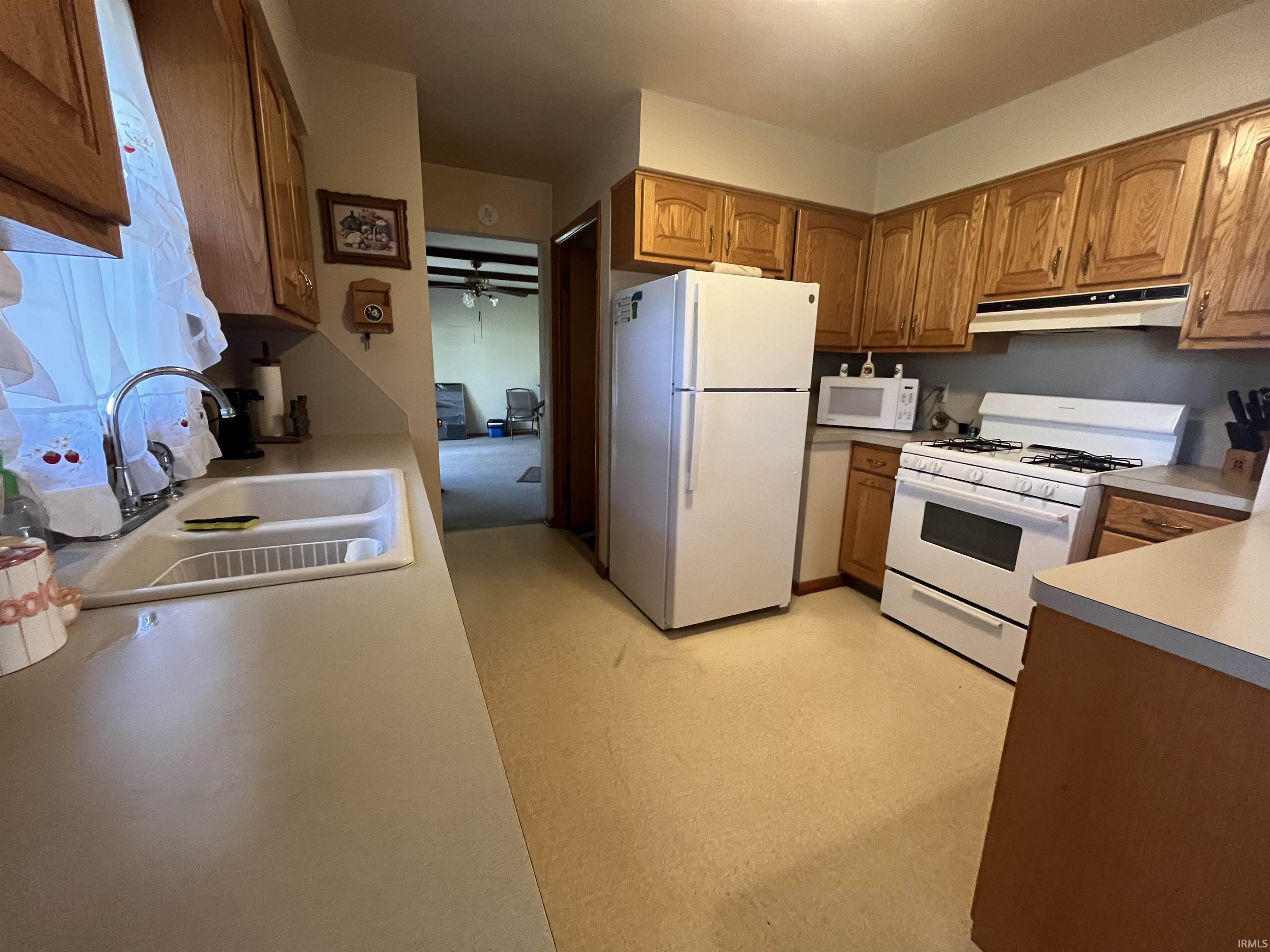 57198 Alan Road South Bend, IN 46619 - Photo 9 of 28 Gallery Image 9