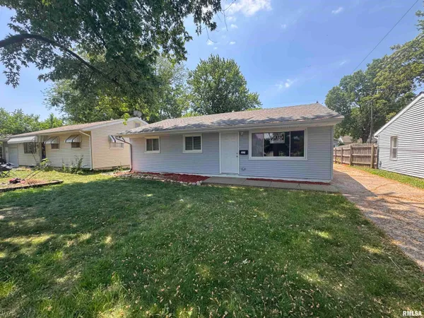 $150,000 | 209 Capri Street, Pekin, IL 61554