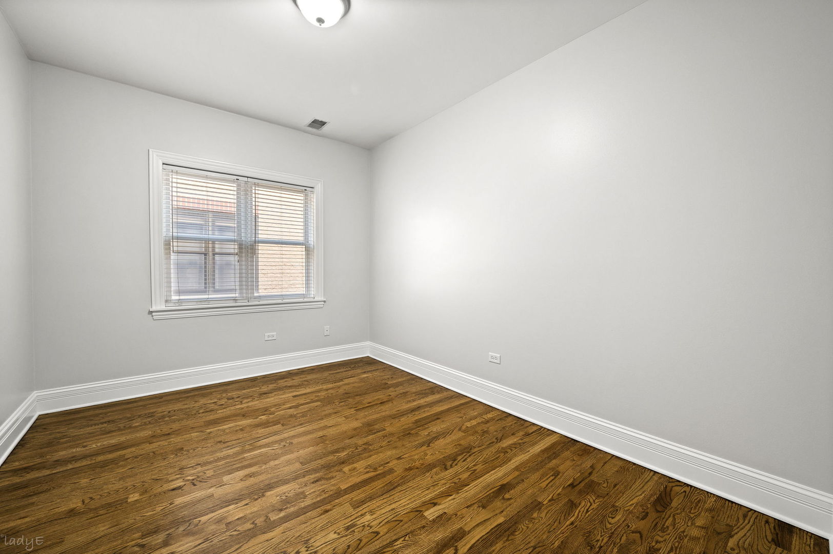 924 West Dakin Street, Unit 4 Chicago, IL 60613 - Photo 21 of 30