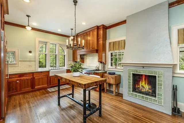 $4,200,000 | 3266 North Lake Drive, Milwaukee, WI 53211