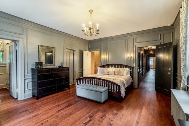 $4,200,000 | 3266 North Lake Drive, Milwaukee, WI 53211