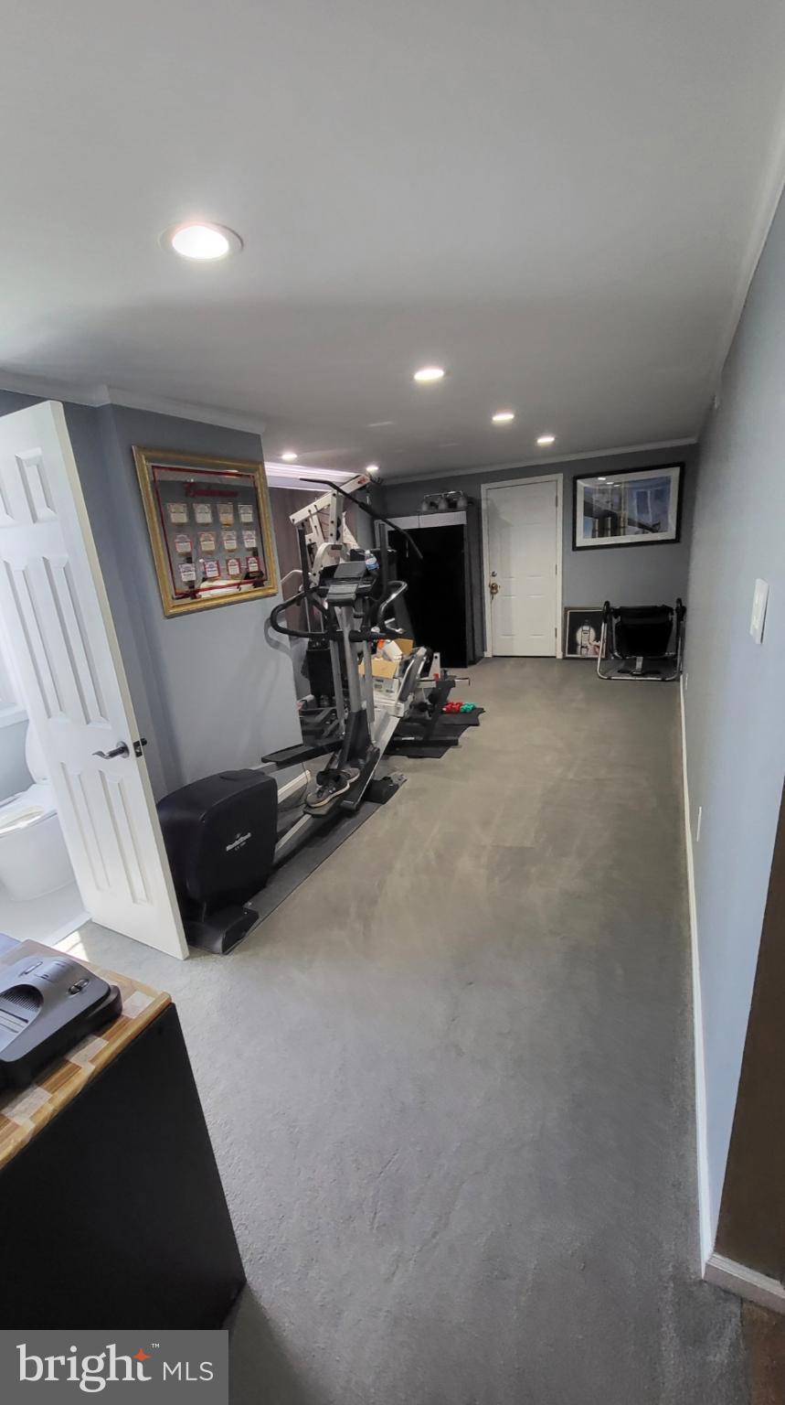 8001 Postoak Road Potomac, MD 20854 - Photo 11 of 30