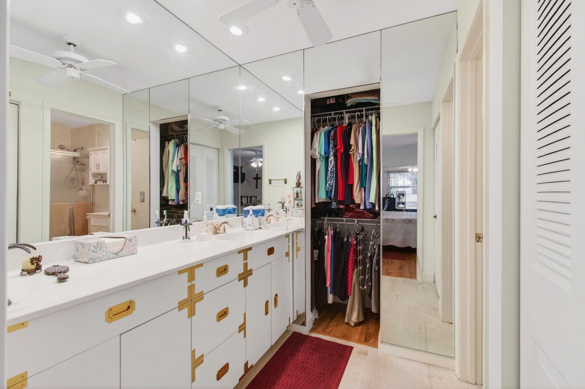 5452 Poppy Place, Unit D Delray Beach, FL 33484 - Photo 33 of 62 Master bedroom dressing area (1)