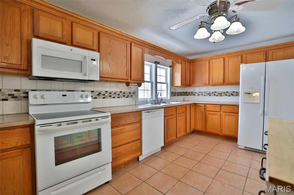 3421 Badley Avenue Alton, IL 62002 - Photo 13 of 29