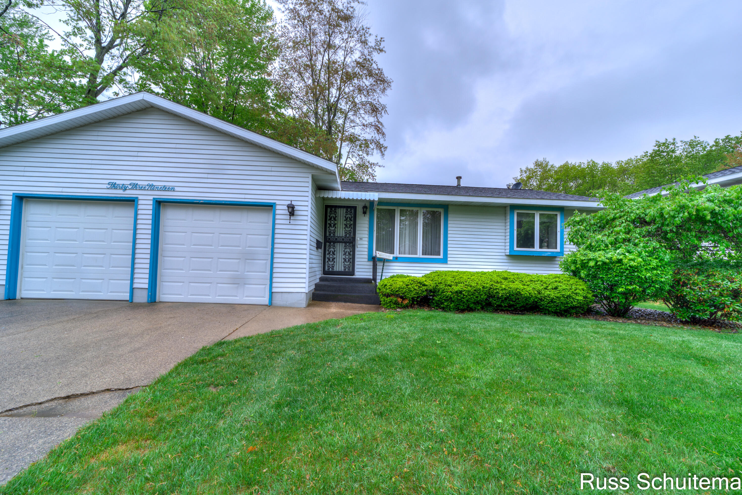 3319 Davis Road Muskegon, MI 49441 - Photo 4 of 39 3319 Davis (4 of 39)