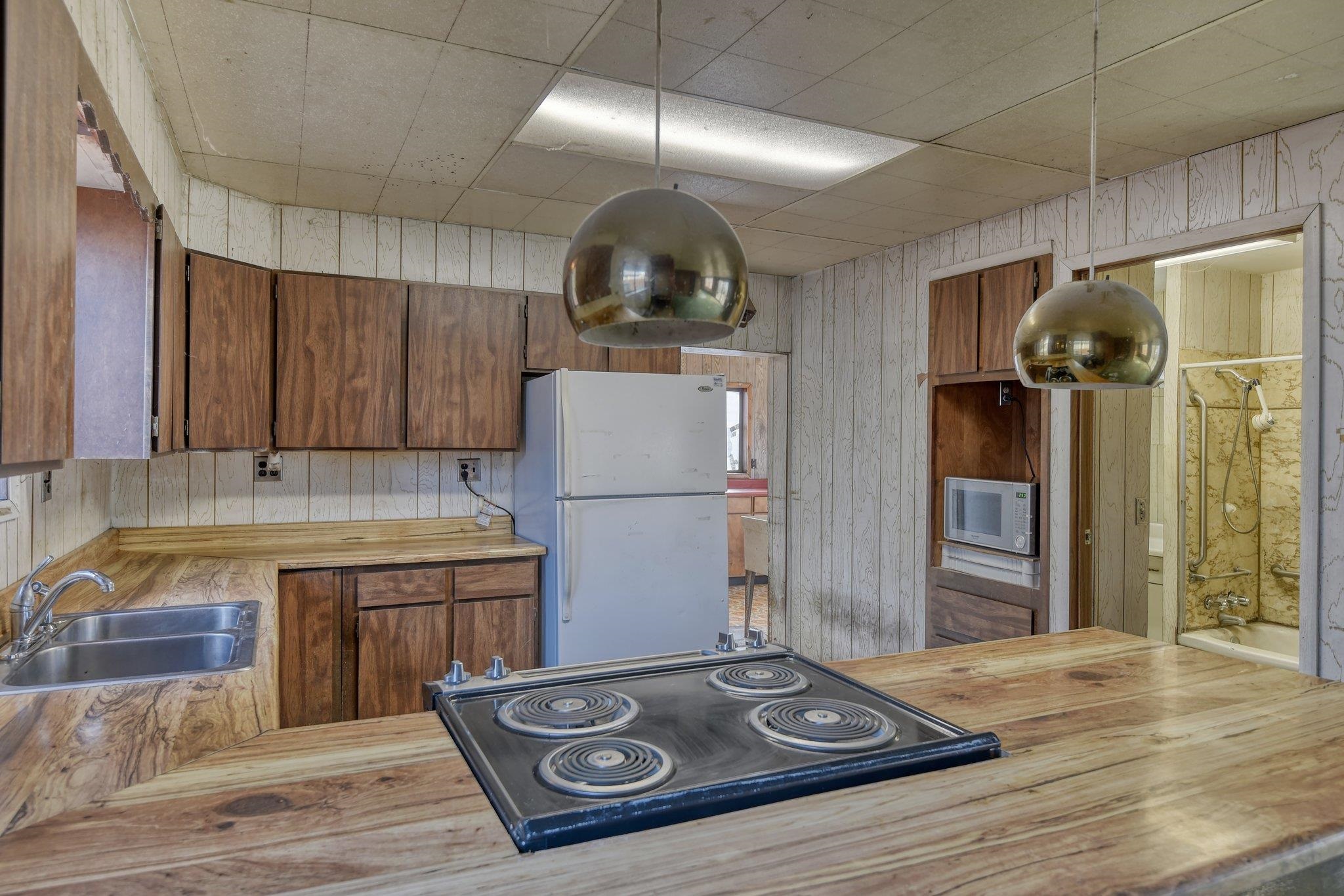 2121 West Sharp Avenue Spokane, WA 99201 - Photo 15 of 33