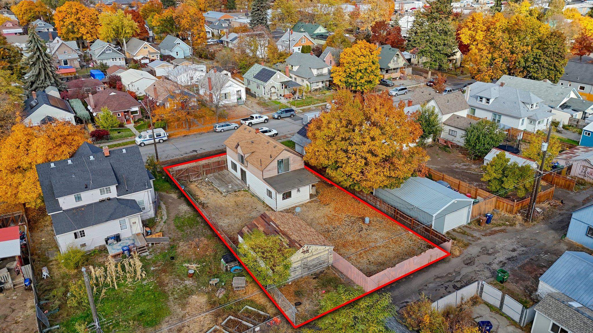 2121 West Sharp Avenue Spokane, WA 99201 - Photo 3 of 33