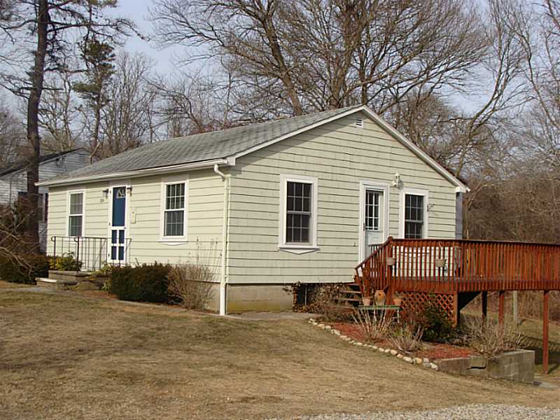 284 Mautucket Road South Kingstown, RI 02879 - Photo 1 of 12 Exterior Front.