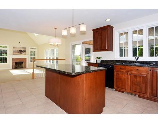 7 Bicknell Road Grafton, MA 01536 - Photo 10 of 36 Gallery Image 10