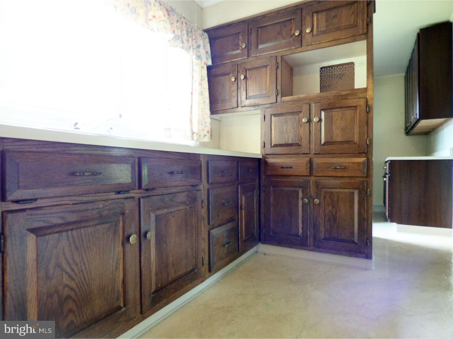 4 Lafayette Road Carneys Point, NJ 08069 - Photo 13 of 20