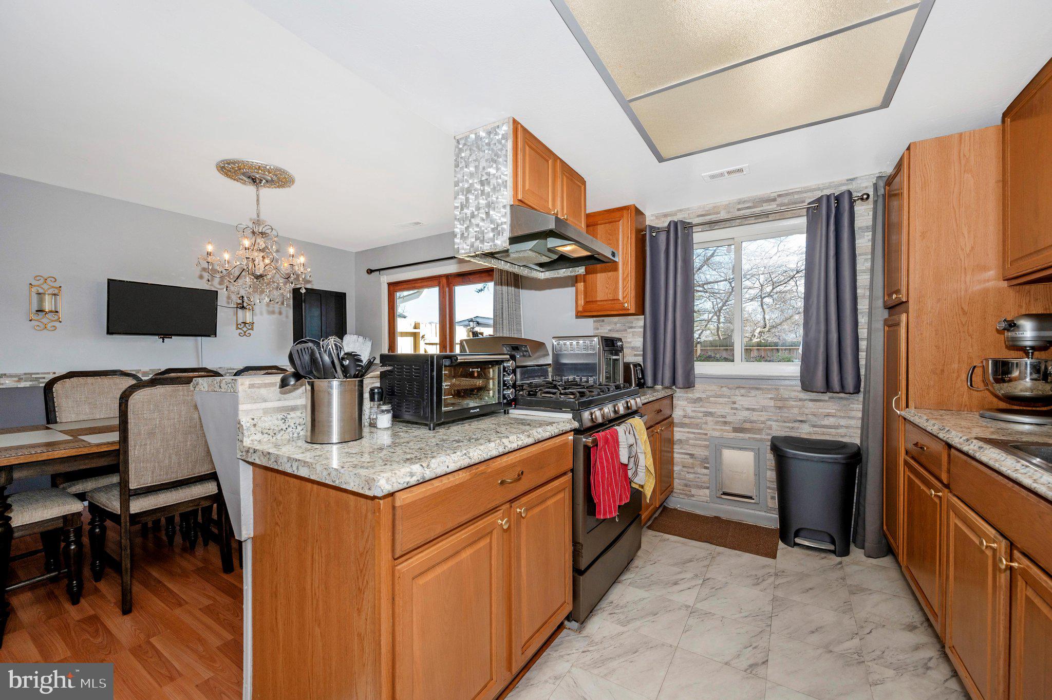 14929 Hydrus Road Silver Spring, MD 20906 - Photo 21 of 42 Kitchen