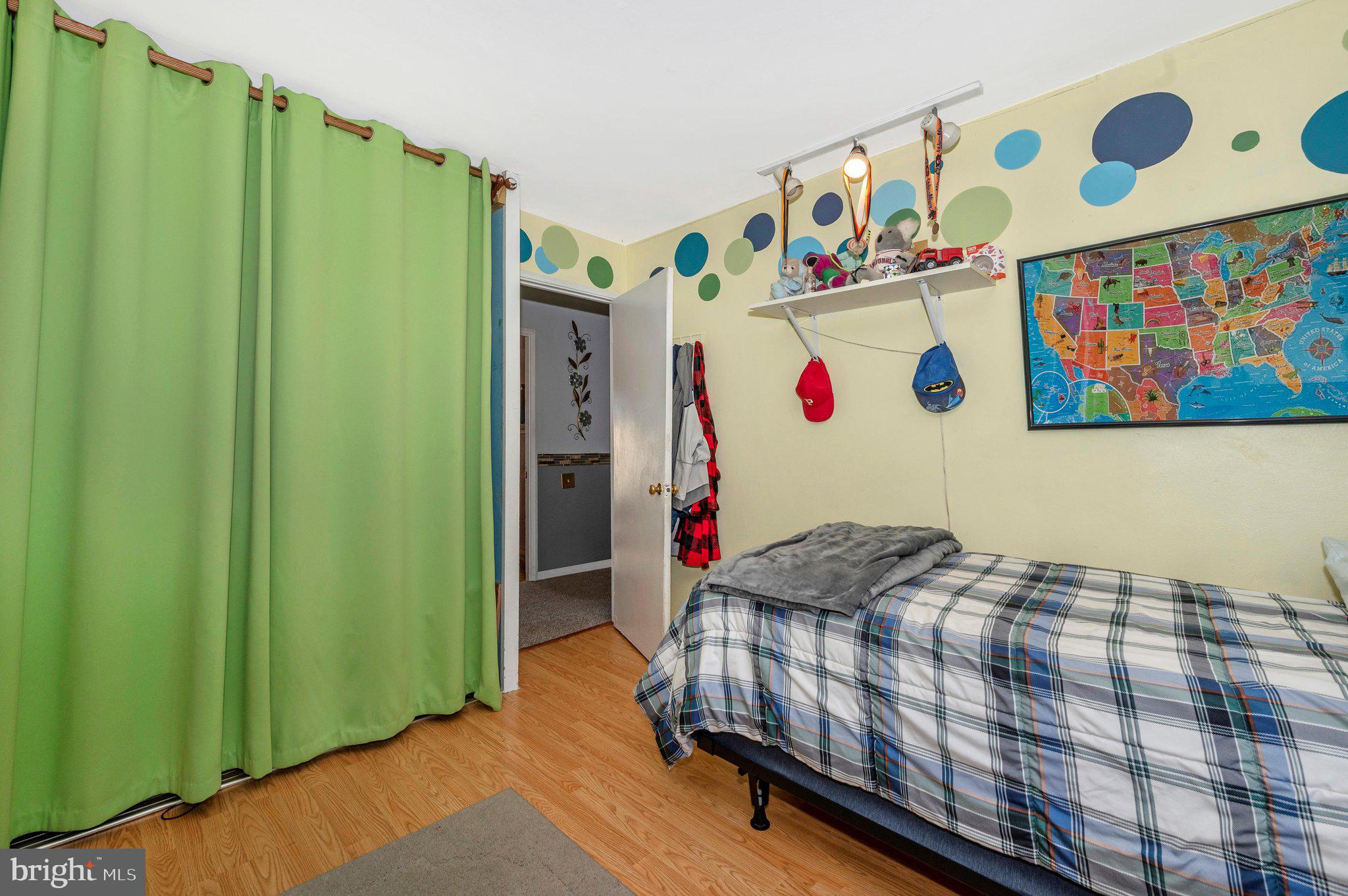 14929 Hydrus Road Silver Spring, MD 20906 - Photo 33 of 42 Bedroom 4