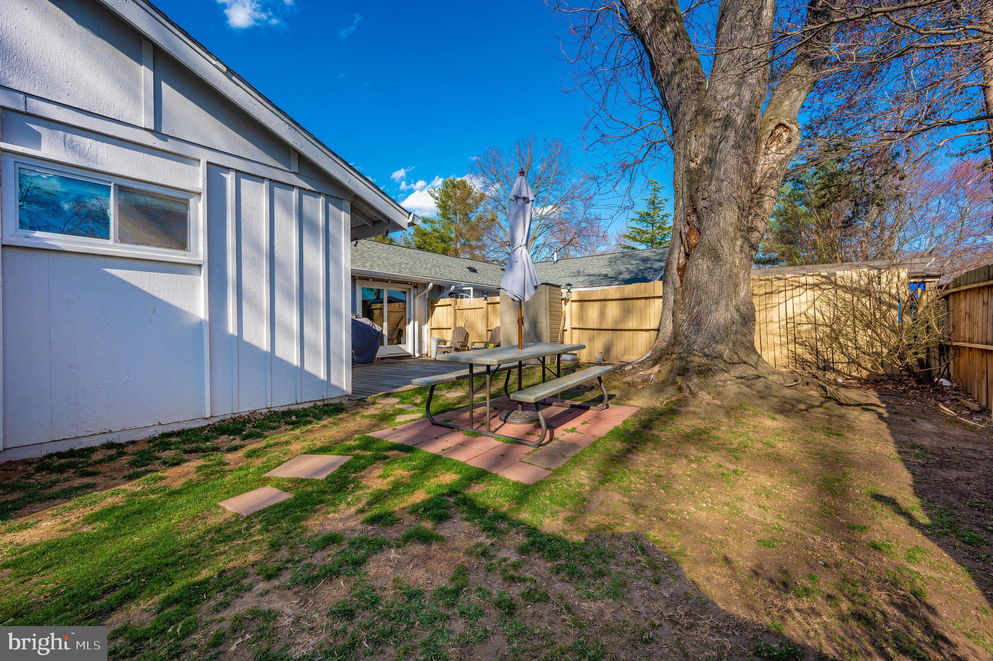 14929 Hydrus Road Silver Spring, MD 20906 - Photo 39 of 42 Exterior Back
