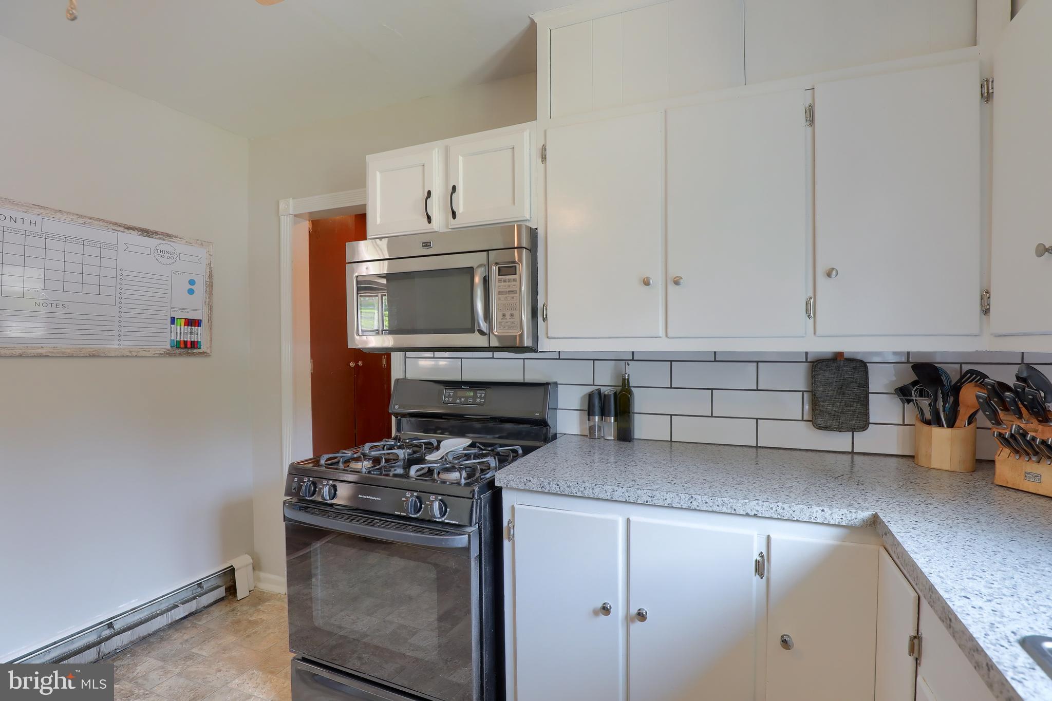 2173 Hollinger Road Lancaster, PA 17602 - Photo 12 of 40 Gallery Image 12