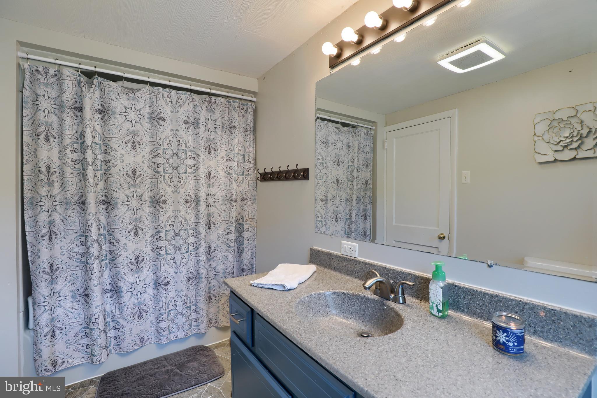 2173 Hollinger Road Lancaster, PA 17602 - Photo 24 of 40 Gallery Image 24