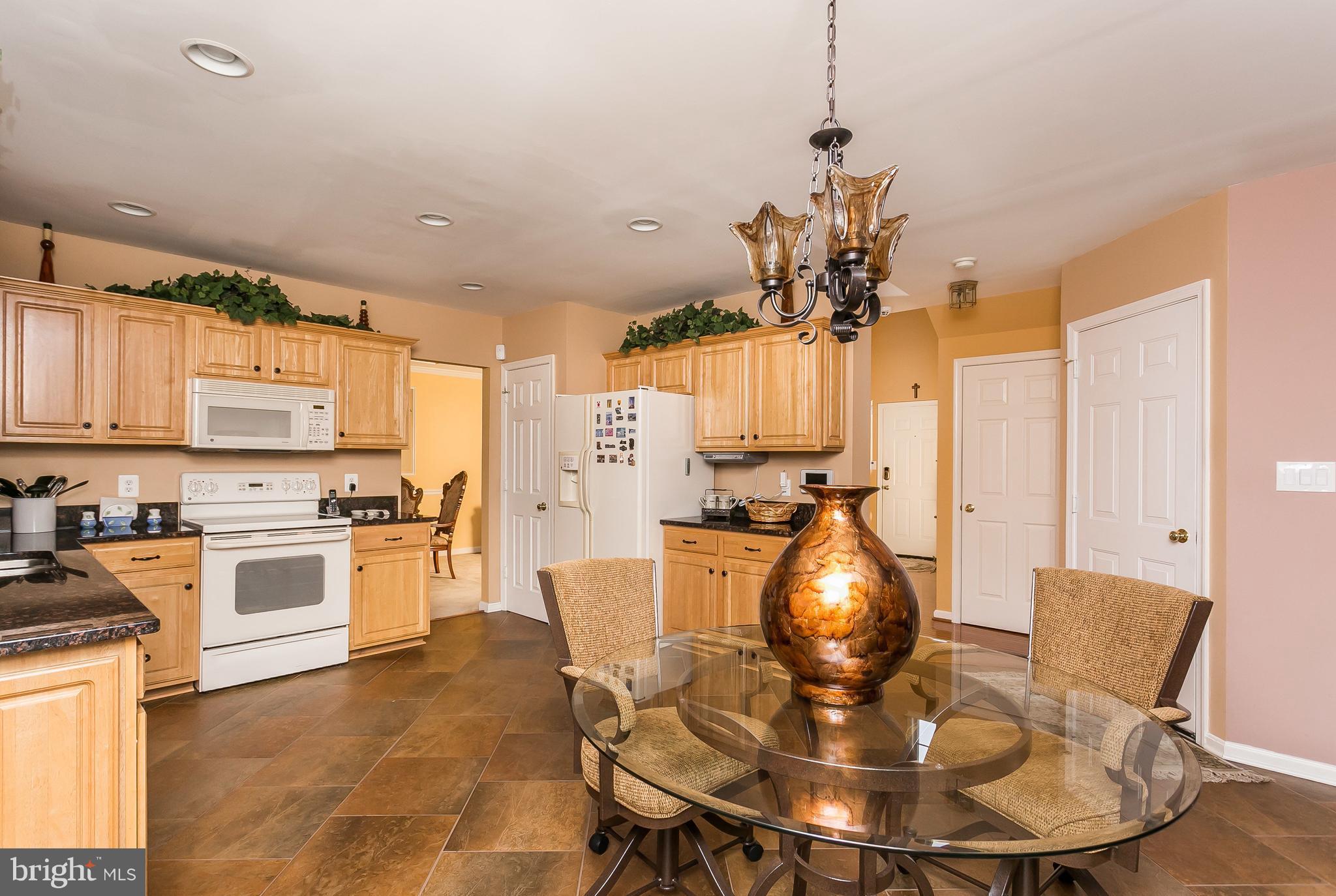3505 Kings Point Road Randallstown, MD 21133 - Photo 8 of 29 Kitchen