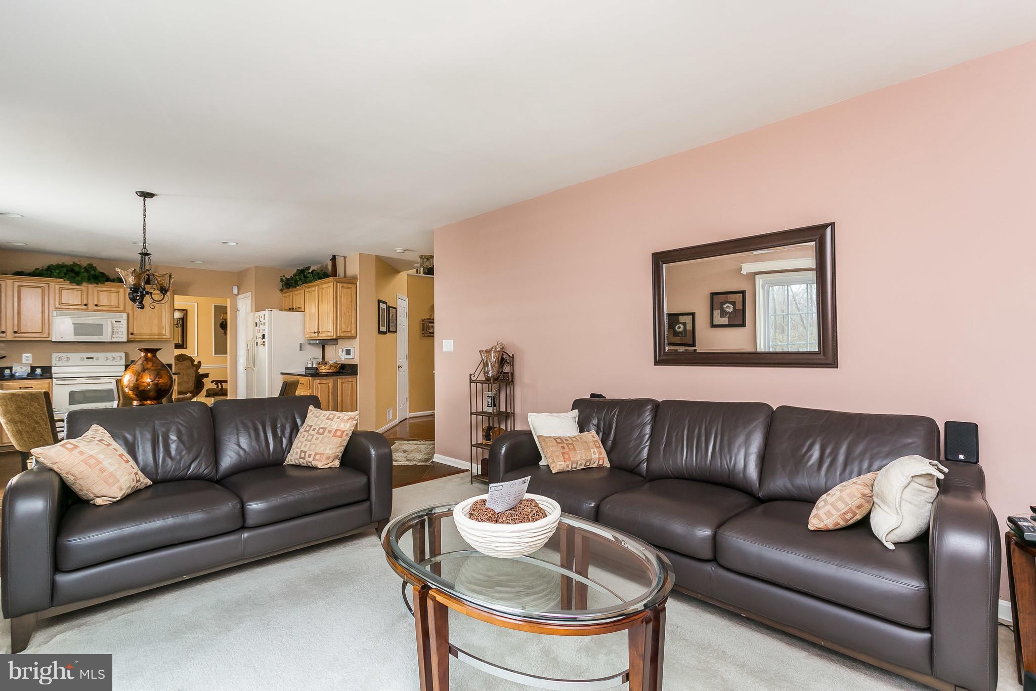 3505 Kings Point Road Randallstown, MD 21133 - Photo 10 of 29 Family Room
