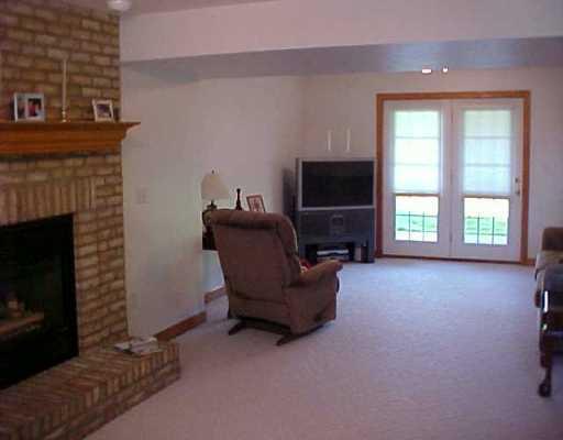 5610 Dutch Ridge Road Beaver, PA 15009 - Photo 3 of 8 Living Room.