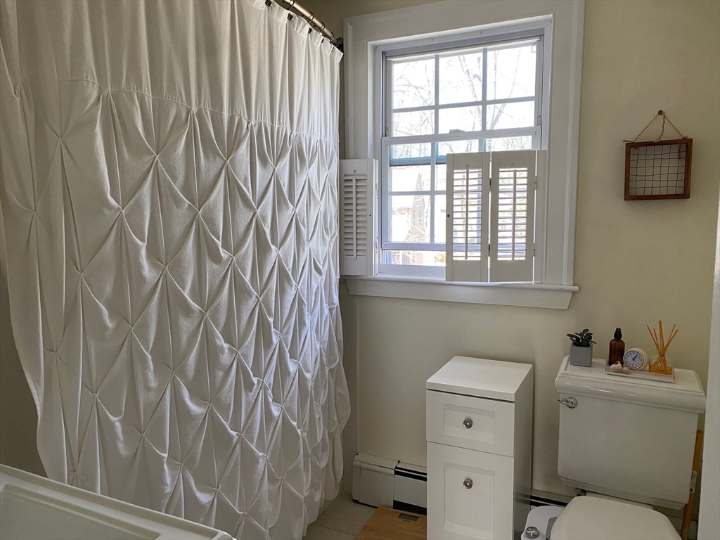 22 Cleveland Road Wellesley, MA 02481 - Photo 15 of 22