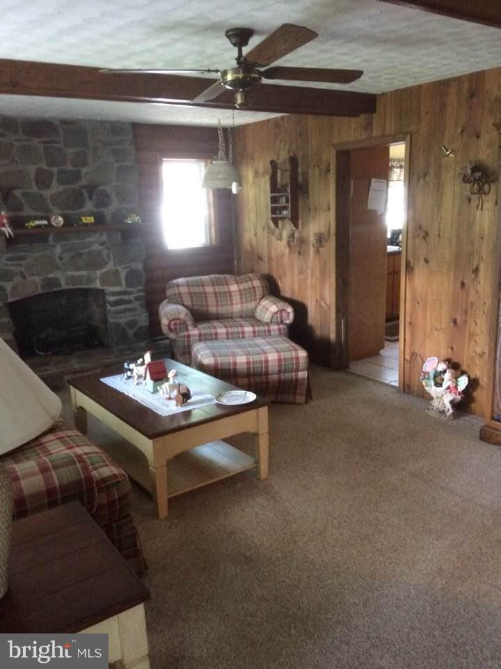 641 Ridge Road Westminster, MD 21157 - Photo 3 of 21 Living Room