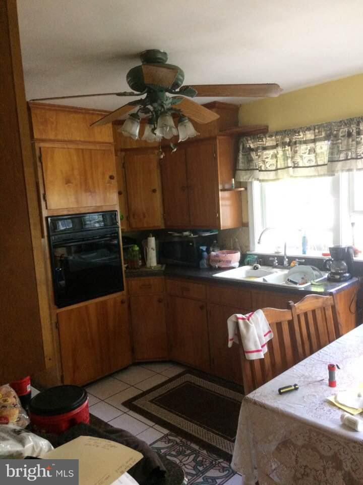 641 Ridge Road Westminster, MD 21157 - Photo 7 of 21 Kitchen