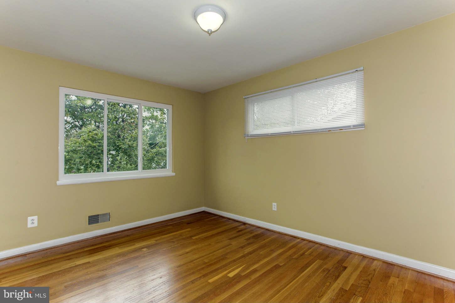 10710 Lombardy Road Silver Spring, MD 20901 - Photo 9 of 24 Bedroom (Master)