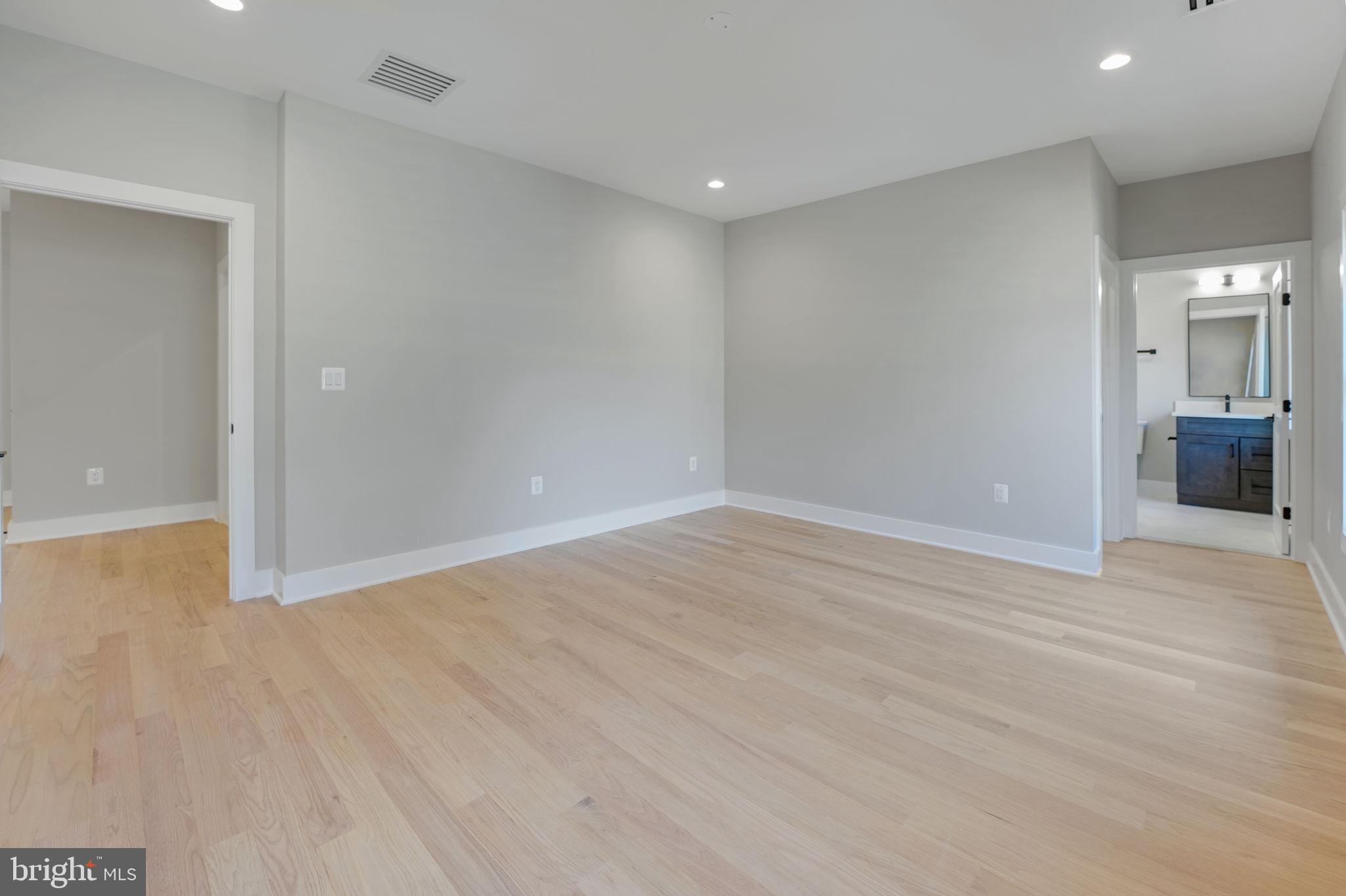 1604 Wrightson Drive McLean, VA 22101 - Photo 48 of 68