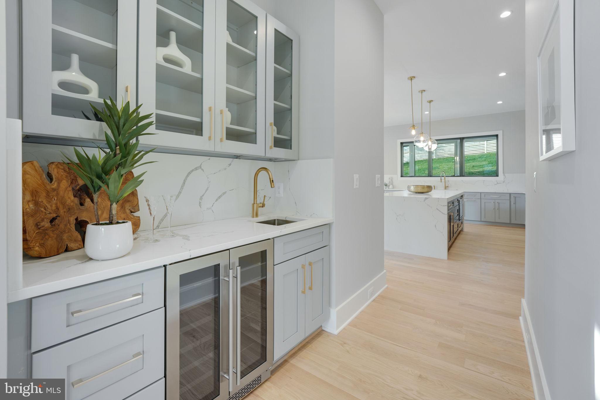 1604 Wrightson Drive McLean, VA 22101 - Photo 10 of 68