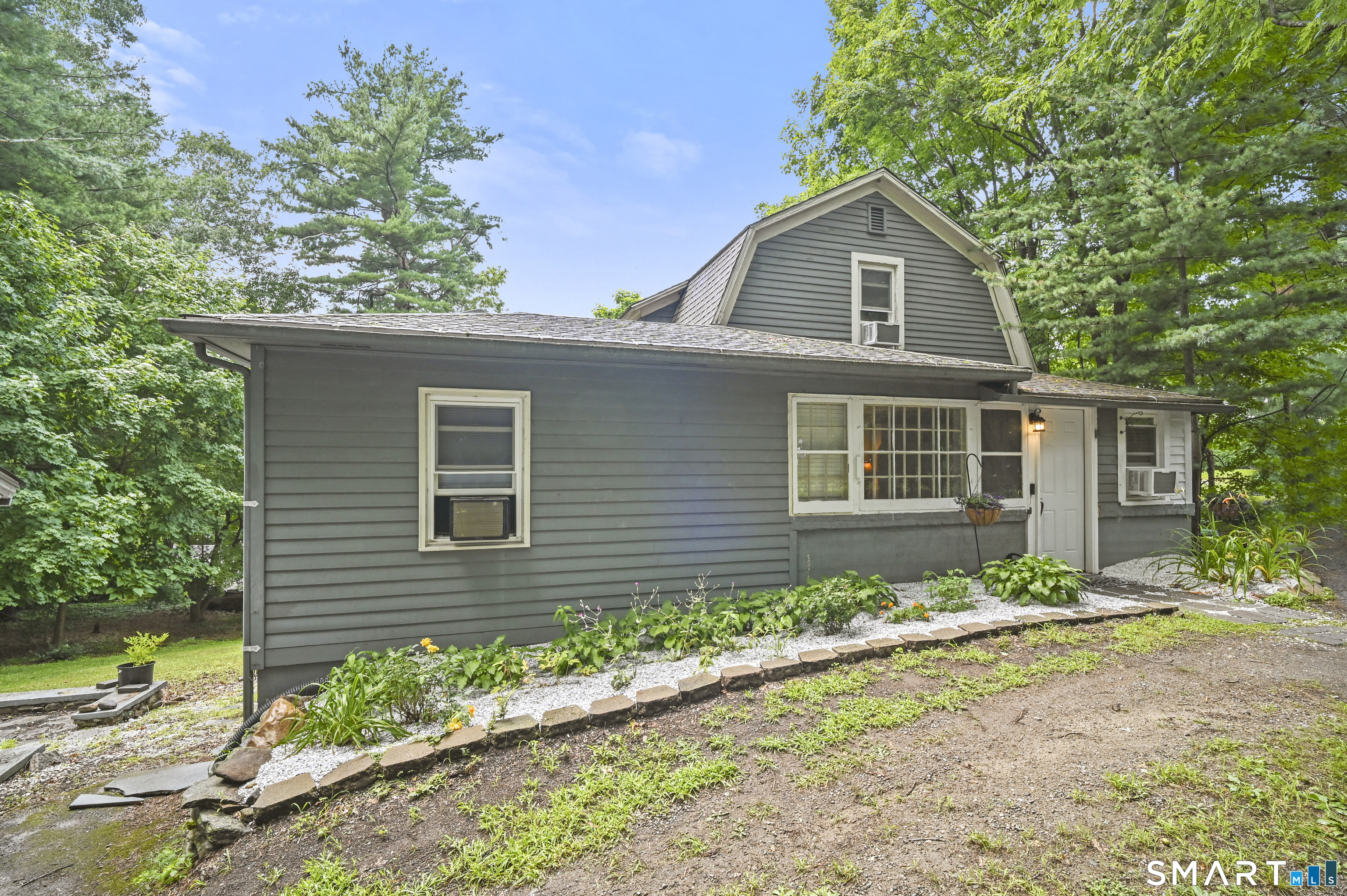 161 Chestnut Grove Road Watertown, CT 06795 - Photo 2 of 38 Gallery Image 2