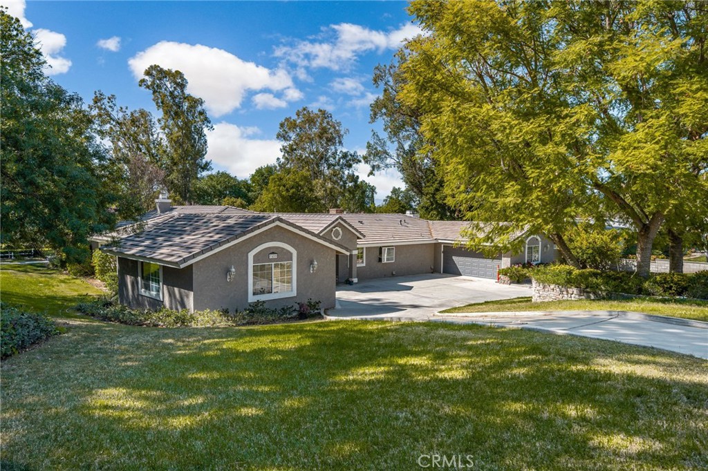 7455 Jola Drive Riverside, CA 92506 - Photo 6 of 55