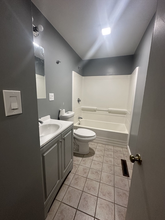 257 June Street, Unit 1 Worcester, MA 01602 - Photo 4 of 11