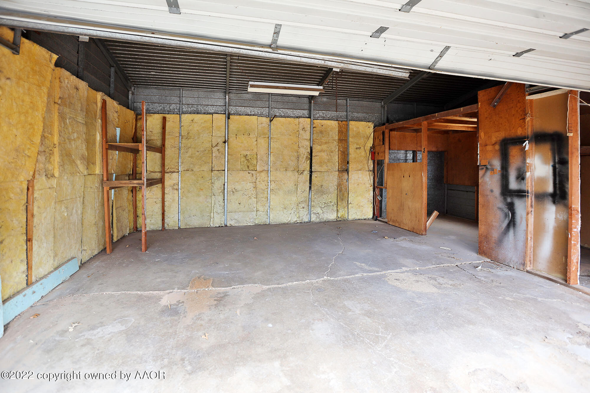 4411 South Lipscomb Street Amarillo, TX 79110 - Photo 18 of 18 Garage Interior