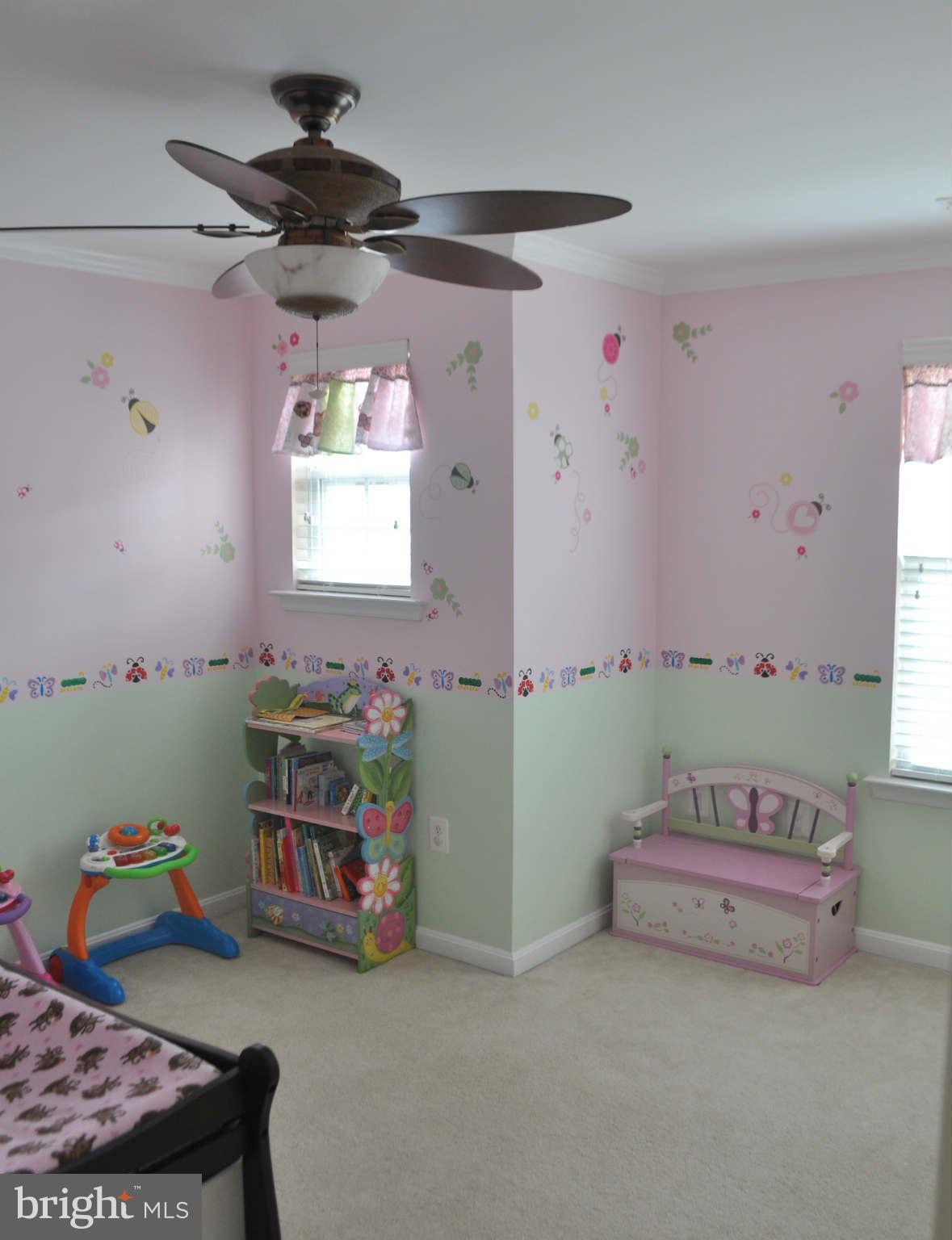 650 Springhouse Square Southeast Leesburg, VA 20175 - Photo 9 of 11 Bedroom