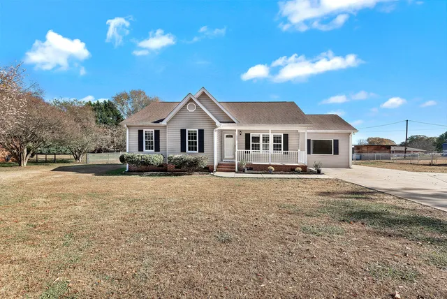 $255,000 | 1003 Fairhaven Drive, Anderson, SC 29626
