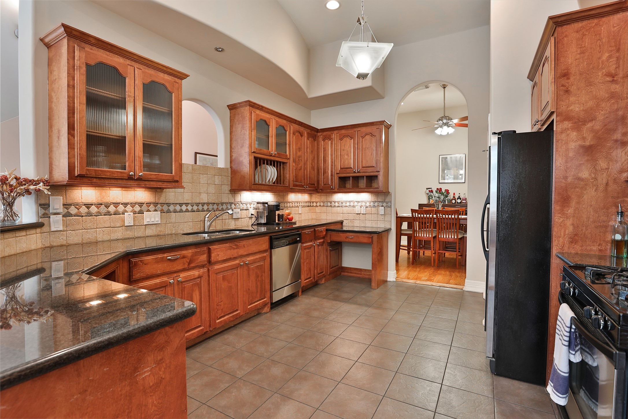 826 East 29th Street Houston, TX 77009 - Photo 8 of 32