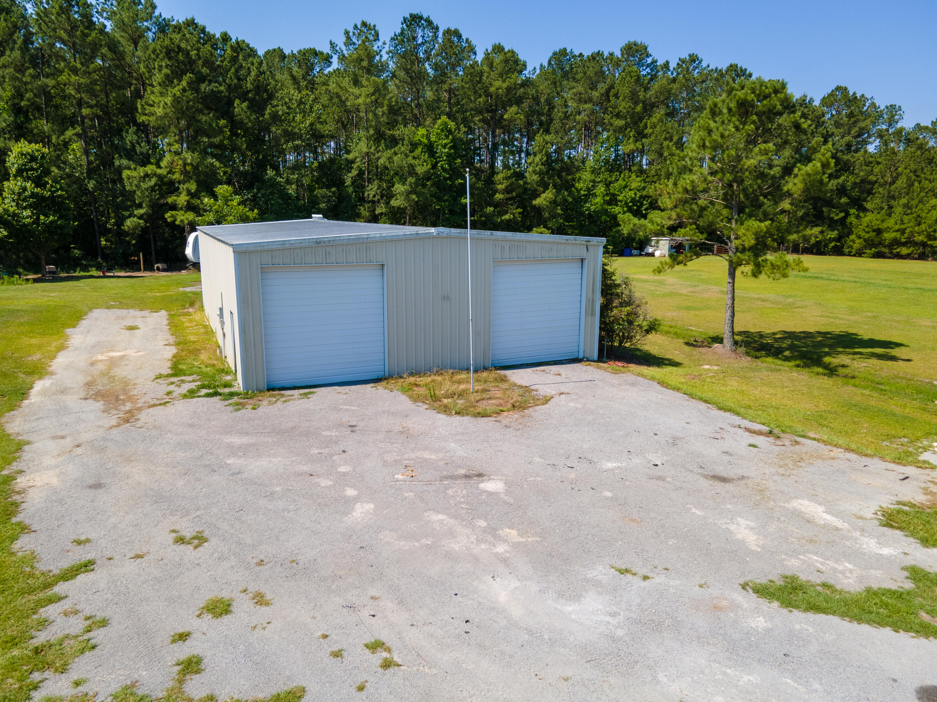112 Mini-Farm Road Bonneau, SC 29431 - Photo 50 of 55 DJI_0305-HDR