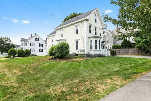 $3,000 | 50 Whittier Street, Unit 1, Andover, MA 01810