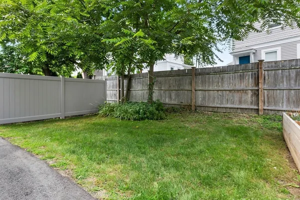 $3,000 | 50 Whittier Street, Unit 1, Andover, MA 01810