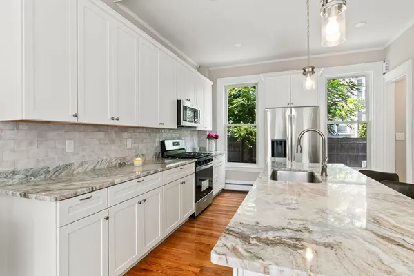 $3,000 | 50 Whittier Street, Unit 1, Andover, MA 01810