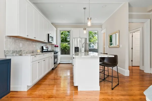 $3,000 | 50 Whittier Street, Unit 1, Andover, MA 01810