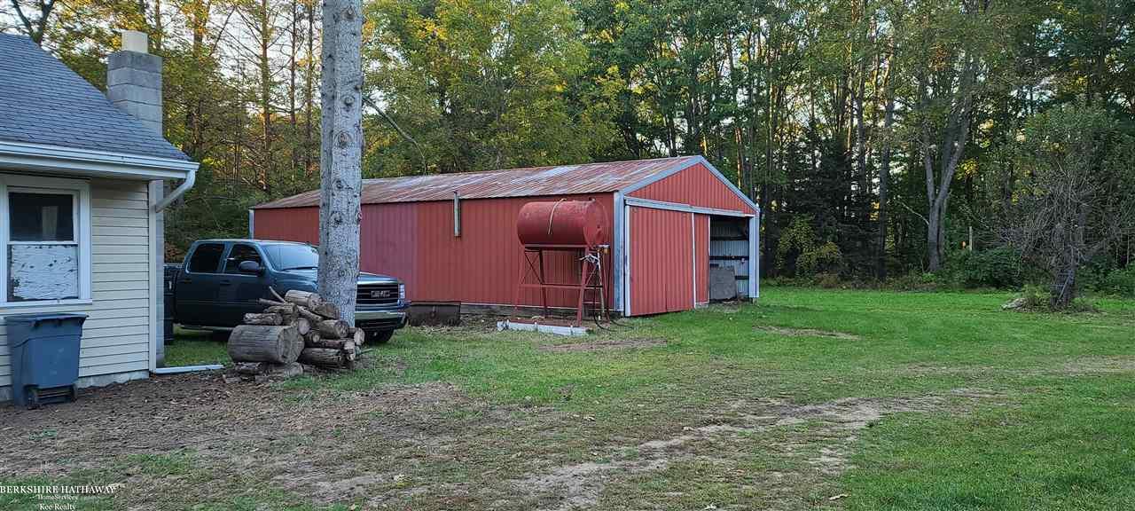 7630 Sparling Road Goodells, MI 48027 - Photo 29 of 33