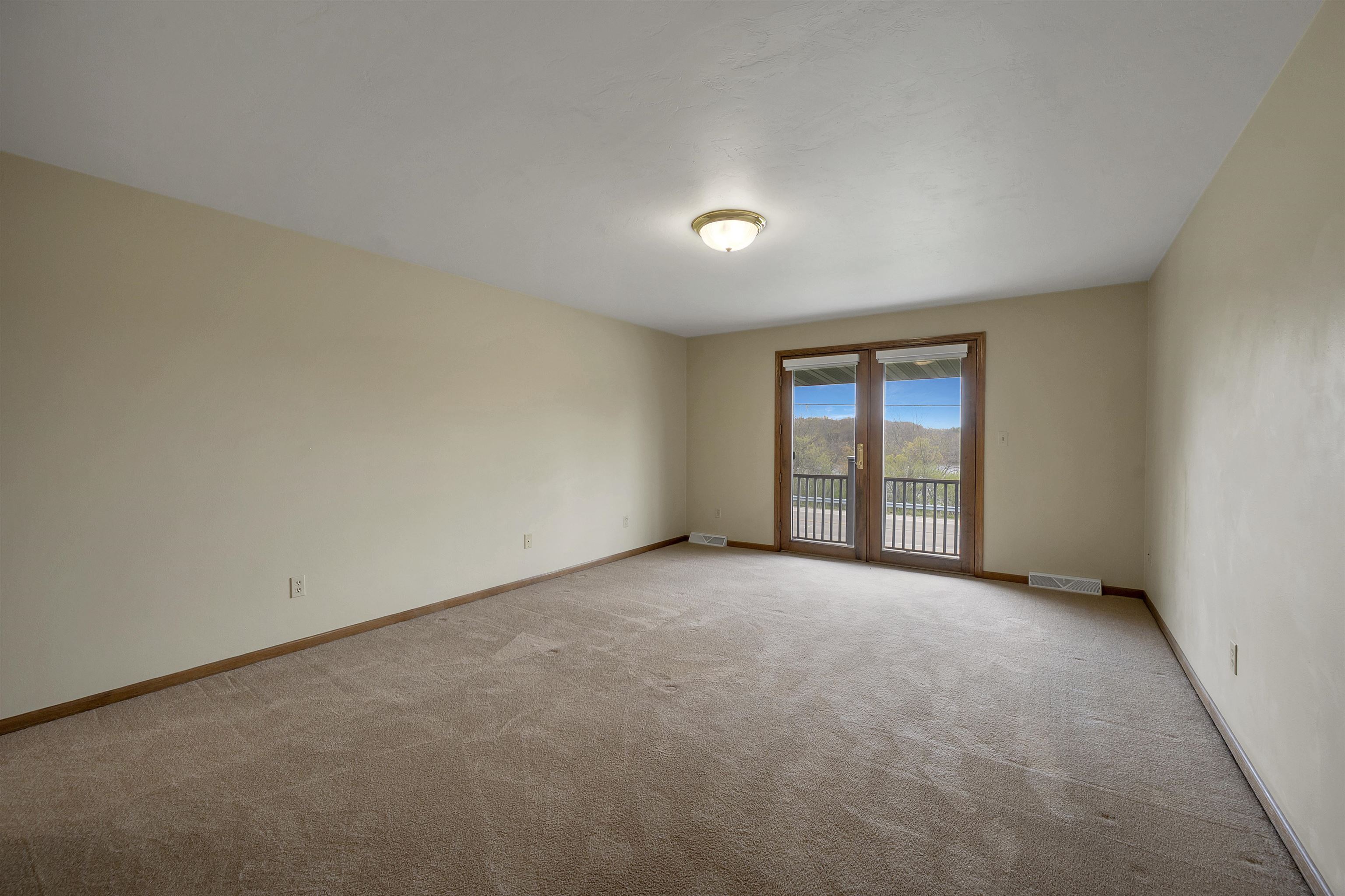 2228 Lost Dauphin Road De Pere, WI 54115 - Photo 26 of 54