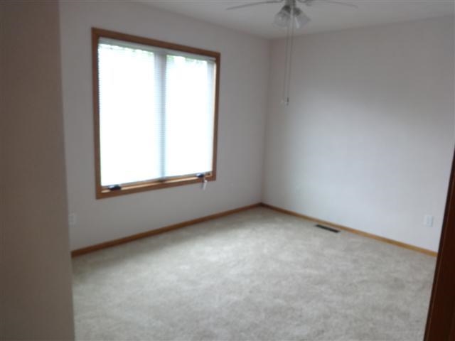 1255 Newcastle Road Washington, IL 61571 - Photo 12 of 19 Gallery Image 12