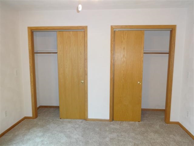 1255 Newcastle Road Washington, IL 61571 - Photo 13 of 19 Gallery Image 13